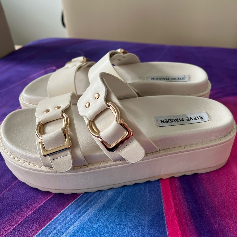 Steve Madden White Chunky Platform Sandals